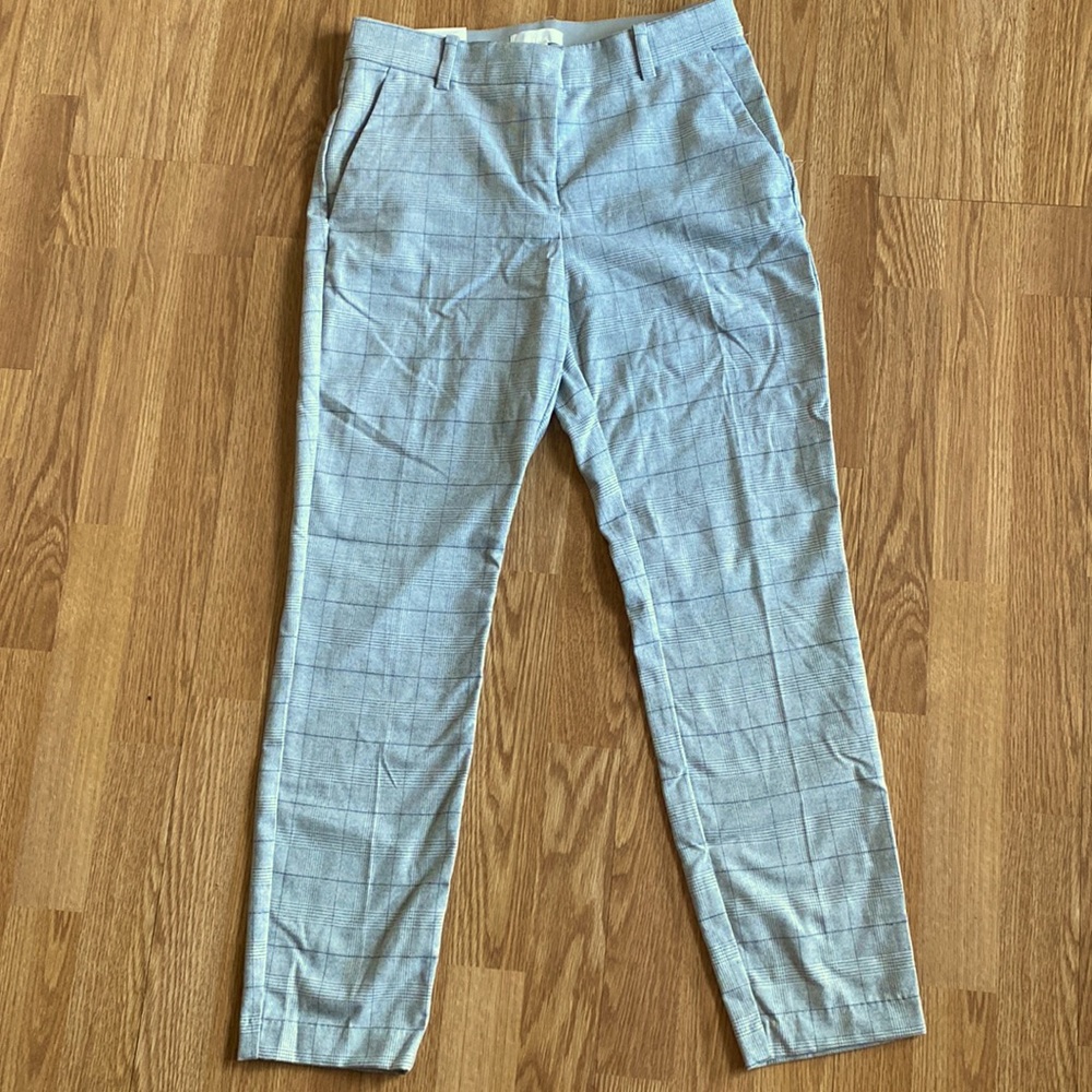 H&M checked tapered slacks. Grey and white, Size 8